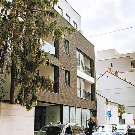 Zen Apartment *