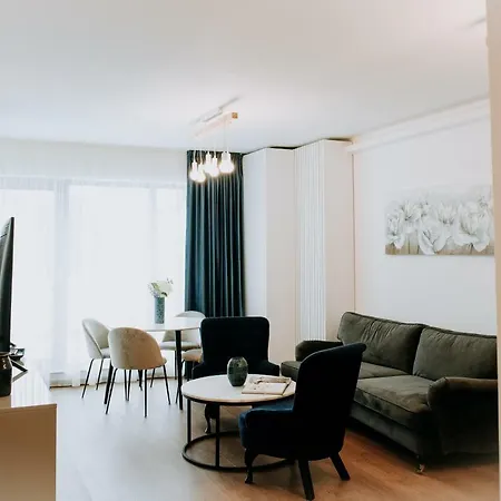 Zen Apartment *